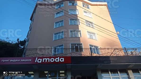 
  Продается 1-комн. квартира, 53.9 м², Грибоедова ул, д. 12а
. Фото 2.