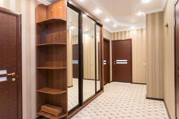 
   Продам 5-комнатную, 187.3 м², Достоевского ул, 84/1

. Фото 19.