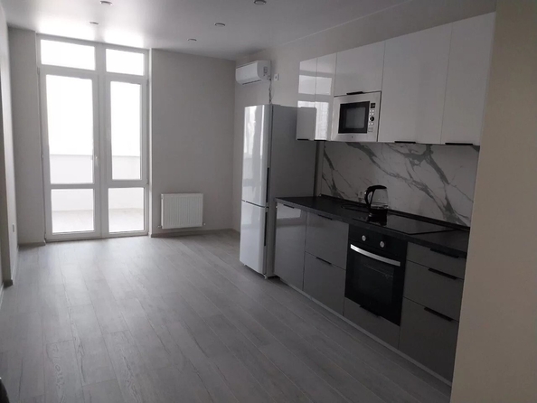 
  Продается 2-комн. квартира 80 м², в МКР Любимово, 12 квартал литер 1. Фото 1.