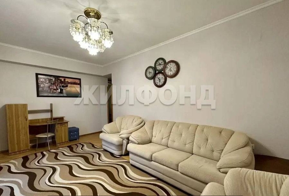 
  Продается 3-комн. квартира 92 м². Фото 1.