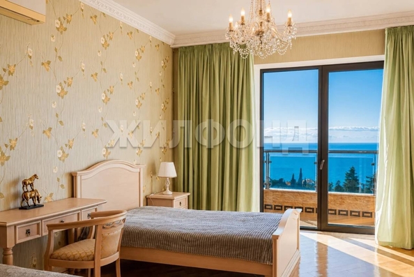 
  Продается 4-комн. квартира 172 м². Фото 8.