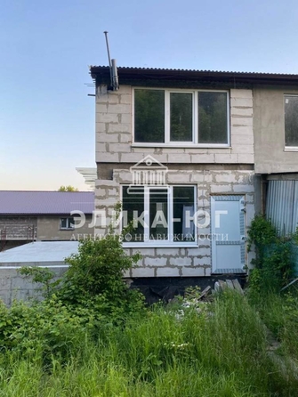 
  Продается таунхаус, 150 м², поселок городского типа Новомихайловский
. Фото 2.