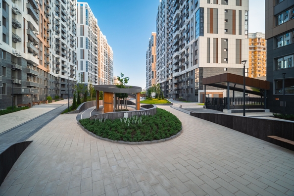 
  Продается 2-комн. квартира 66 м², в ЖК Все Свои ВИП, литер 7. Фото 6.