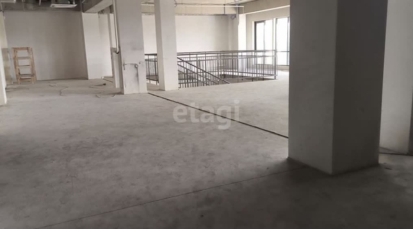 
  Сдается универсальное помещение 392.1 м², в ЖК Девелопмент-Плаза. Фото 8.