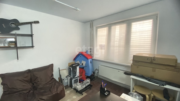 
  Продается офис 10.7 м². Фото 1.
