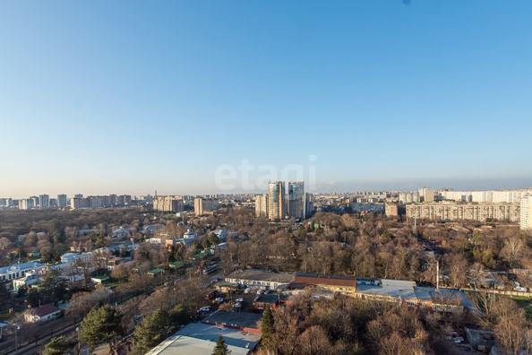 
  Продается 3-комн. квартира 122.3 м², в ЖК Девелопмент-Плаза. Фото 18.