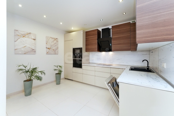 
  Продается 4-комн. квартира 136.1 м². Фото 7.