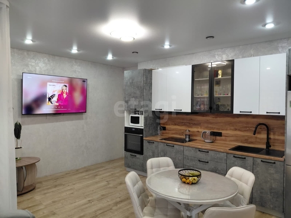 
  Продается 2-комн. квартира 62 м². Фото 4.