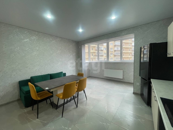 
  Продается 2-комн. квартира 56.8 м². Фото 2.