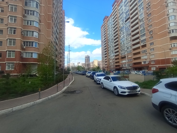 
  Продается 2-комн. квартира 71.5 м². Фото 38.