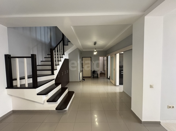 
  Продается 4-комн. квартира 198 м². Фото 17.