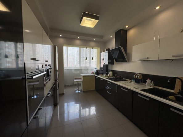 
  Продается 4-комн. квартира 198 м². Фото 27.