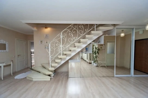 
  Продается 4-комн. квартира 152.3 м². Фото 7.