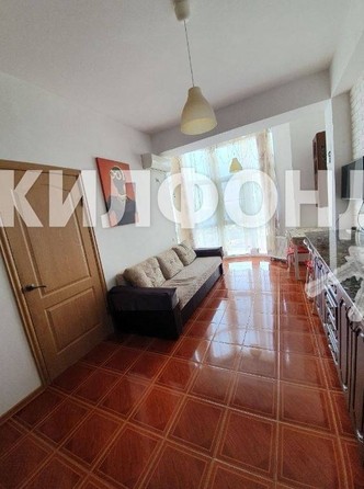 
   Продам 3-комнатную, 42 м², Водораздельная (Хостинский р-н) ул, 14

. Фото 1.