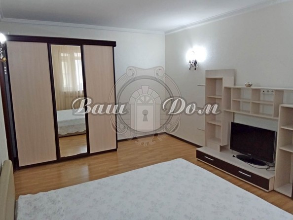 
   Продам 3-комнатную, 104 м², Куникова ул, 22

. Фото 14.