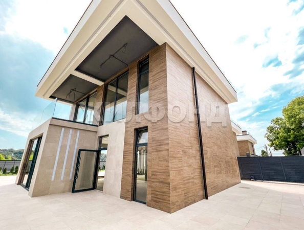 
   Продам дом, 230 м², Сочи

. Фото 2.