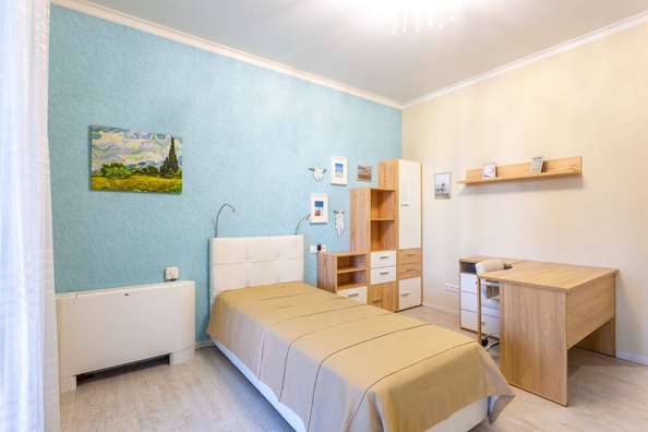 
   Продам 4-комнатную, 120 м², Войкова ул, 21

. Фото 14.