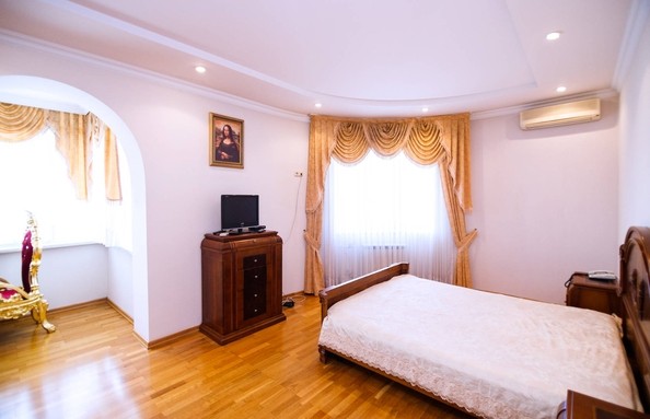 
   Продам 3-комнатную, 178 м², Карбышева пер, 5

. Фото 10.