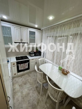 
   Продам 2-комнатную, 48 м², Череповецкая ул, 18

. Фото 2.