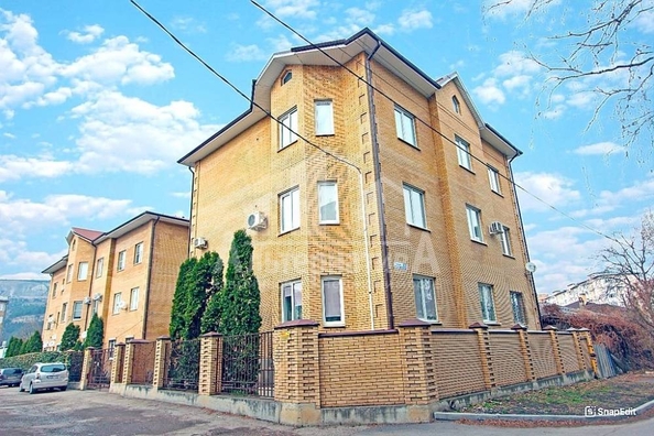 
  Продается 2-комн. квартира 75.8 м². Фото 2.