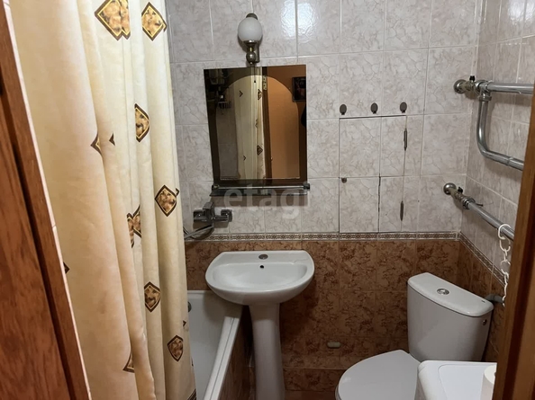
  Продается 3-комн. квартира, 60 м², Фроленко ул, д. 16
. Фото 4.