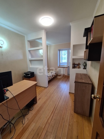 
   Продам 2-комнатную, 83 м², Пирогова ул, 36б

. Фото 3.