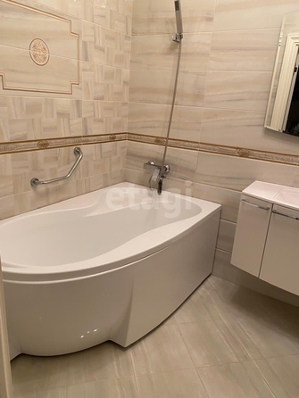 
  Продается 3-комн. квартира, 142.3 м², Ломоносова ул, д. 35
. Фото 8.