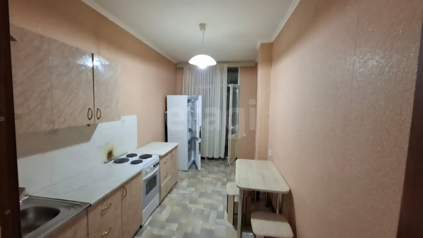 
  Продается 1-комн. квартира, 46 м², Тухачевского ул, д. 12а
. Фото 9.