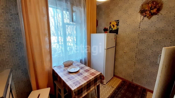 
   Продам 2-комнатную, 43.9 м², 50 лет ВЛКСМ ул, 25/7

. Фото 3.