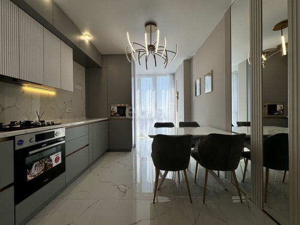 
   Продам 3-комнатную, 72 м², Павла Буравцева ул, 42/1

. Фото 3.