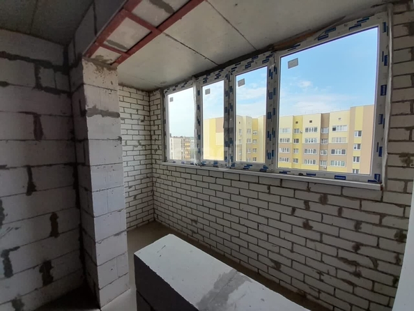 
   Продам 1-комнатную, 35.1 м², Чапаева ул, 4/1а

. Фото 2.