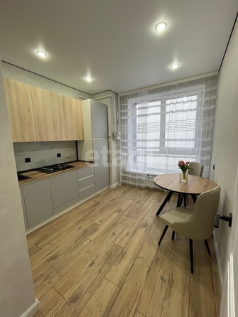 
   Продам 1-комнатную, 31.2 м², Тухачевского ул, 33к2

. Фото 2.