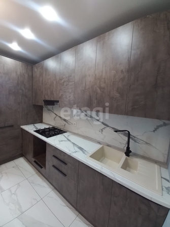 
   Продам 2-комнатную, 53.9 м², генерала Маргелова ул, 3/1

. Фото 1.