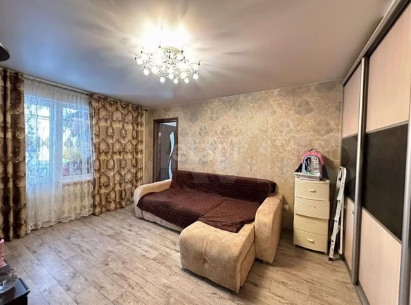 
   Продам 2-комнатную, 37 м², Юности пр-кт, 14

. Фото 1.