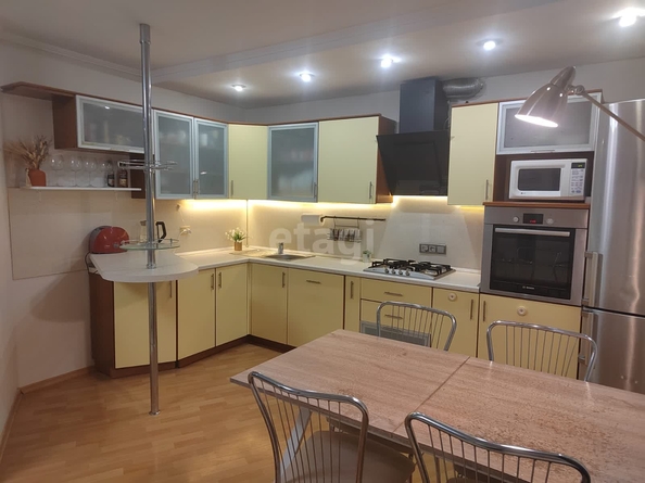 
   Продам 3-комнатную, 84.7 м², Чехова ул, 110

. Фото 1.