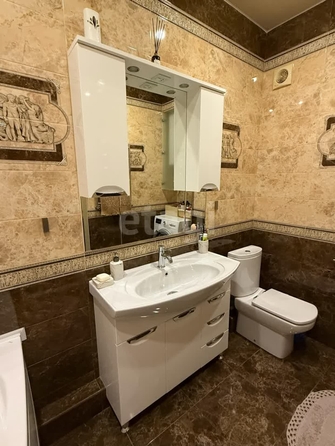 
   Продам 1-комнатную, 64.5 м², Дзержинского ул, 140

. Фото 7.
