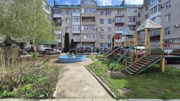 
  Продается 2-комн. квартира, 71.9 м², Осипенко ул, д. 8
. Фото 26.