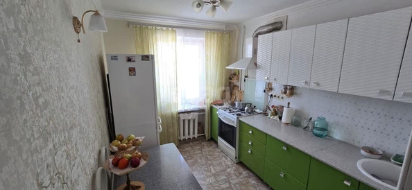 
   Продам 2-комнатную, 52.6 м², Серова ул, 458

. Фото 2.