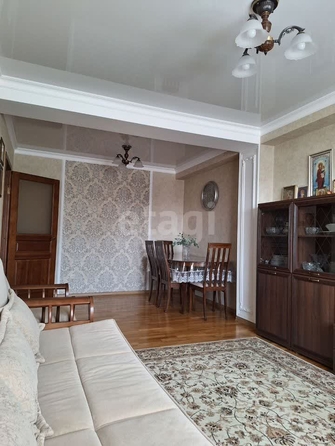
   Продам 2-комнатную, 70.4 м², Серова ул, 478/4

. Фото 2.