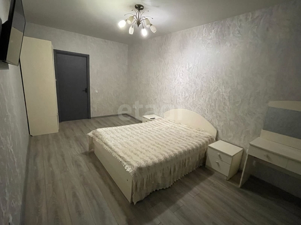 
   Продам 1-комнатную, 43.4 м², Октябрьская ул, 190/1

. Фото 5.