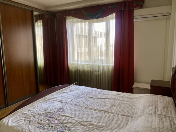 
   Продам 4-комнатную, 180 м², Ленина ул, 245

. Фото 5.