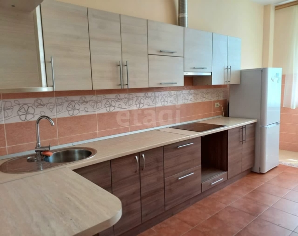 
  Сдам в аренду 1-комнатную квартиру, 45 м², Ставрополь

. Фото 1.