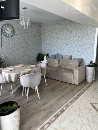 
  Продается 2-комн. квартира, 76 м², Социалистическая ул, д. 17
. Фото 5.