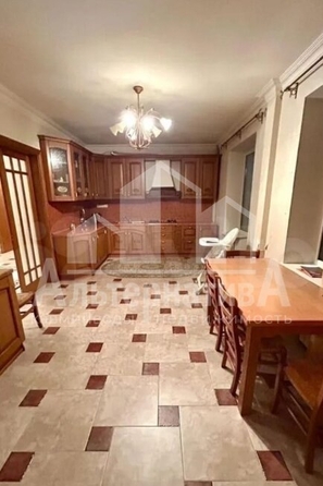 
  Продается 3-комн. квартира, 130 м², Широкая ул
. Фото 3.