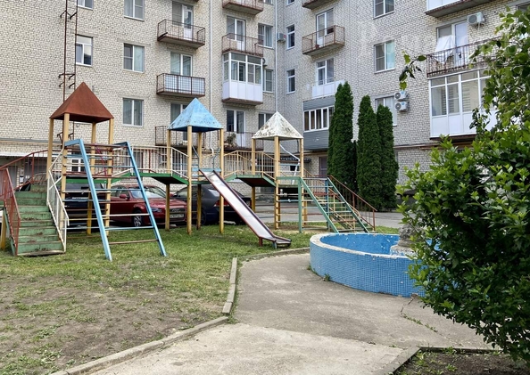 
  Продается 2-комн. квартира, 71 м², Осипенко ул, д. 8
. Фото 36.