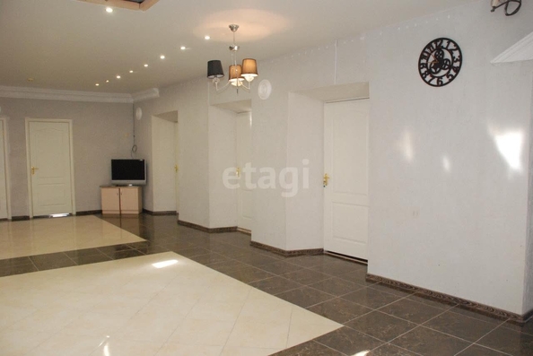 
  Продается универсальное помещение, 465.6 м², К.Маркса пр-кт, д. 82
. Фото 10.