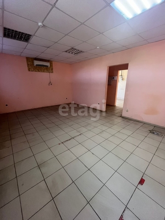 
  Продается универсальное помещение, 82.7 м², Юности пер, д. 1
. Фото 9.