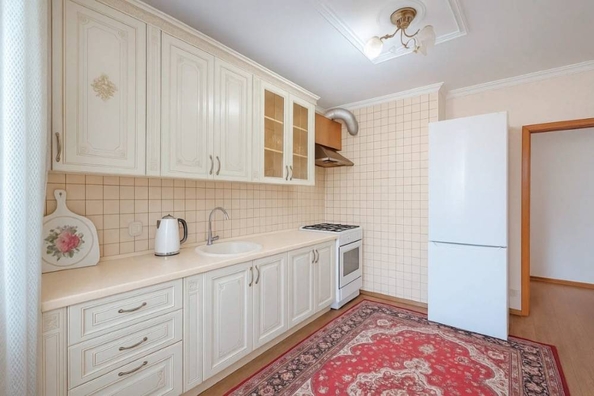 
  Продается 2-комн. квартира, 56.5 м², Победы пр-кт
. Фото 7.