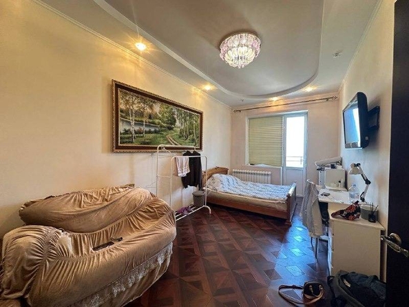 
  Продается 2-комн. квартира, 57 м², Азербайджанская ул
. Фото 3.