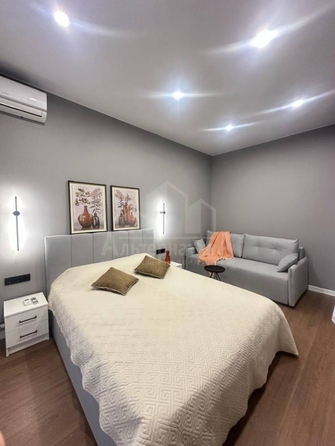 
  Продается 1-комн. квартира, 38.5 м², Катыхина ул
. Фото 2.